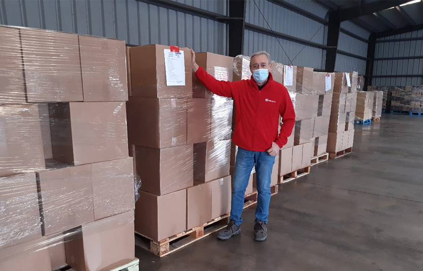 En este momento estás viendo 150.000 cajas de alimentos entregadas a las familias más necesitadas
